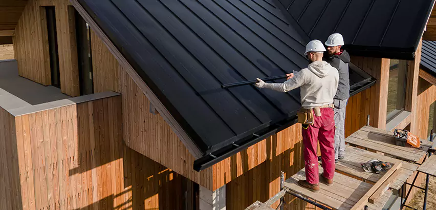 Professional Soffit Repair Services in Fox Island, WA