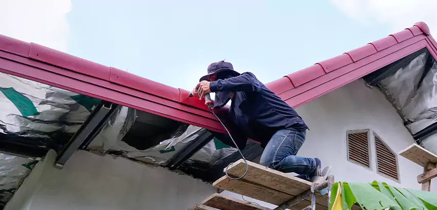 Rain Gutter Repair in Fox Island